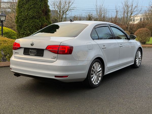 Stunning 171 Volkswagen Jetta Highline! 375649691