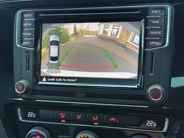 Stunning 171 Volkswagen Jetta Highline! 375649704