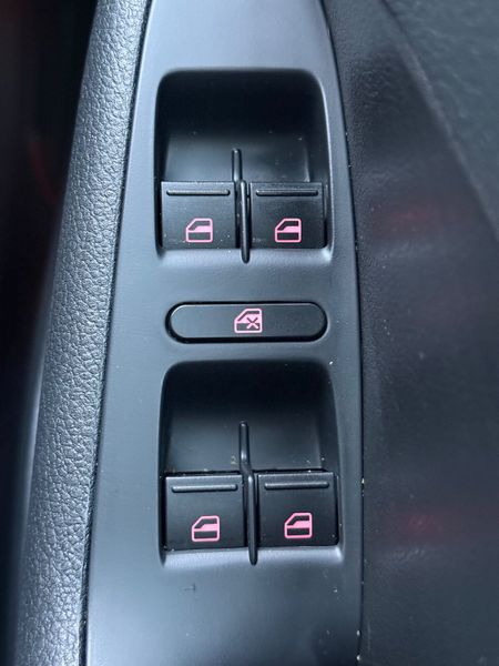 Stunning 171 Volkswagen Jetta Highline! 375649707