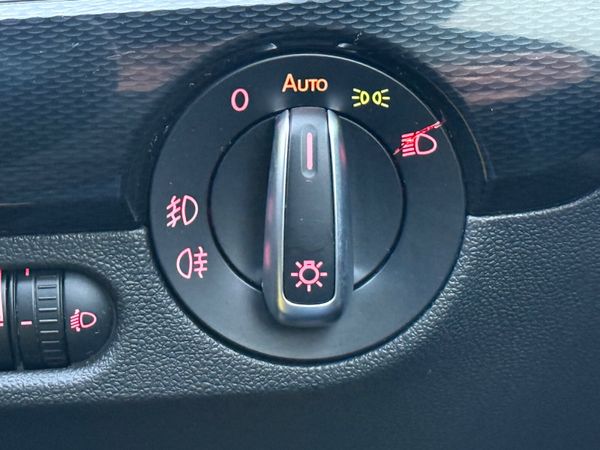 Stunning 171 Volkswagen Jetta Highline! 375649703