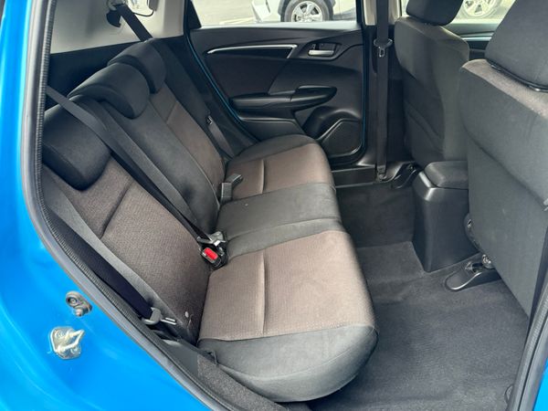 2015 Honda Jazz/FIT  1.5 Hybrid auto, 41K Miles 375640220