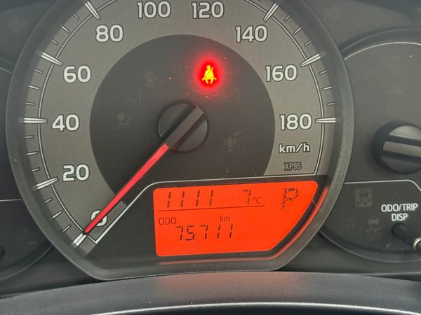 2019 Toyota Yaris(vitz) 1.0 petrol Auto,46k Miles 375642662