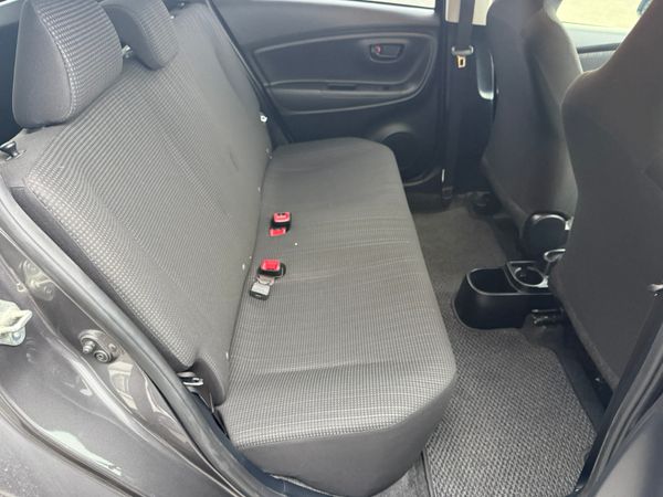 2019 Toyota Vitz  1.0 petrol Automatic ,46k Miles 375642733