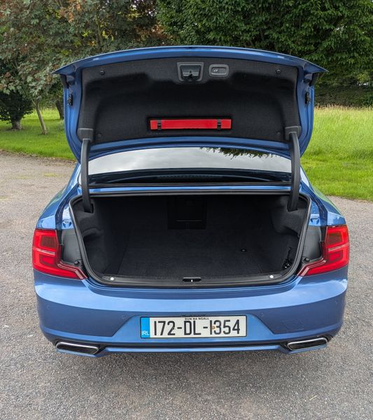 Volvo S90 R-Design 4wheel drive/ Top Spec/Auto 375661133