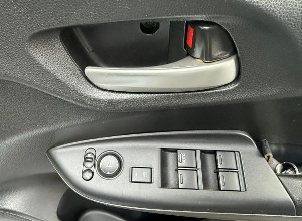 2014 Honda FIT  1.5 Hybrid automatic,47K Miles 375732362