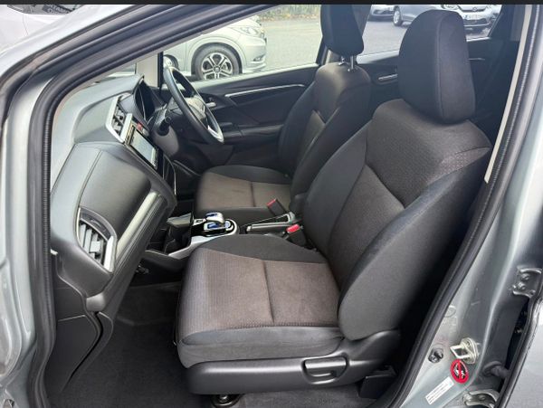 2014 Honda JAZZ/FIT 1.5 Hybrid auto ,47K Miles 375732394