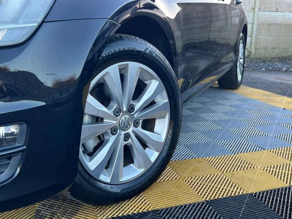 Volkswagen Golf 1.2 TSI Auto 375796628