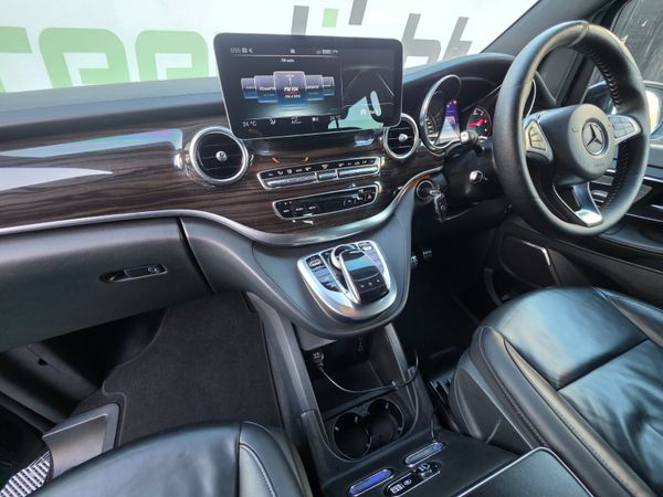 2016 Mercedes Benz V Class V250 8 Seater Low Milea 375870968