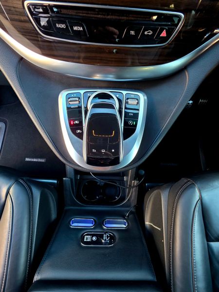 2016 Mercedes Benz V Class V250 8 Seater Low Milea 375870977