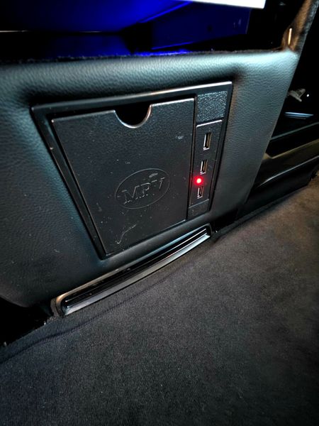 2016 Mercedes Benz V Class V250 8 Seater Low Milea 375870986