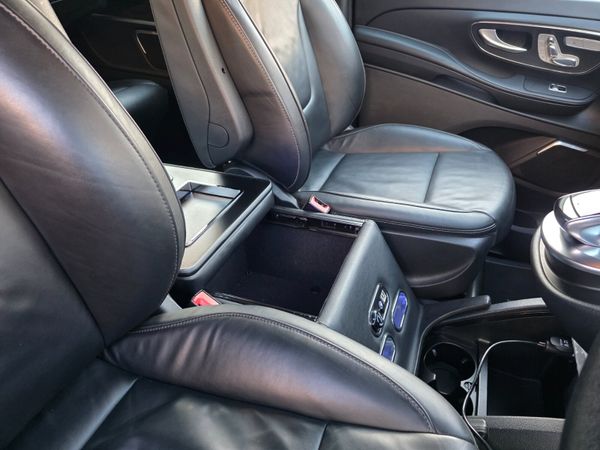 2016 Mercedes Benz V Class V250 8 Seater Low Milea 375870999