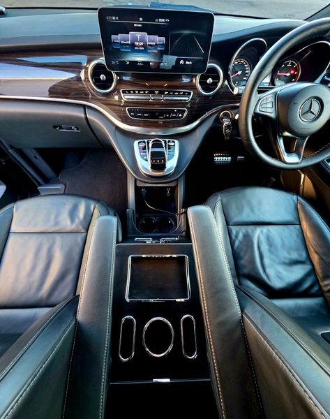 2016 Mercedes Benz V Class V250 8 Seater Low Milea 375870990