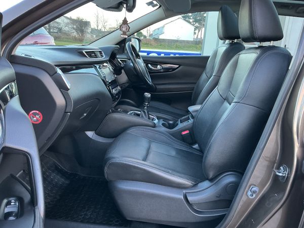 141 NISSAN QASHQAI PANORAMIC ROOF LOW KMS 375989799