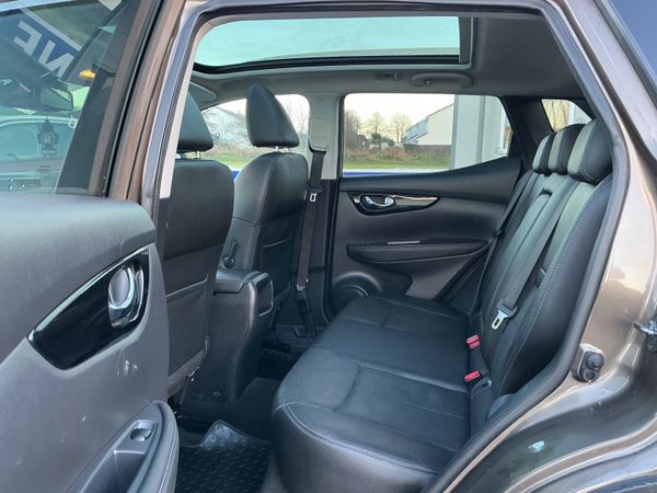 141 NISSAN QASHQAI PANORAMIC ROOF LOW KMS 375989805