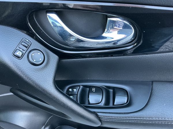 141 NISSAN QASHQAI PANORAMIC ROOF LOW KMS 375989817