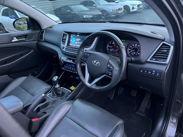 2017 (172) Hyundai Tucson Premium SE 2.0 CRDI 376168721