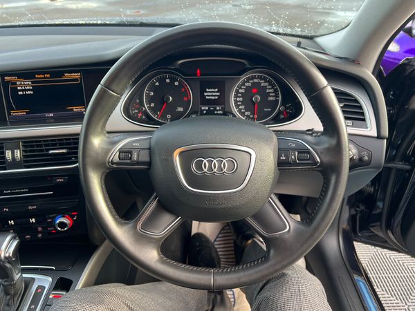 Audi A4 Estate 2.0L Auto 376184647
