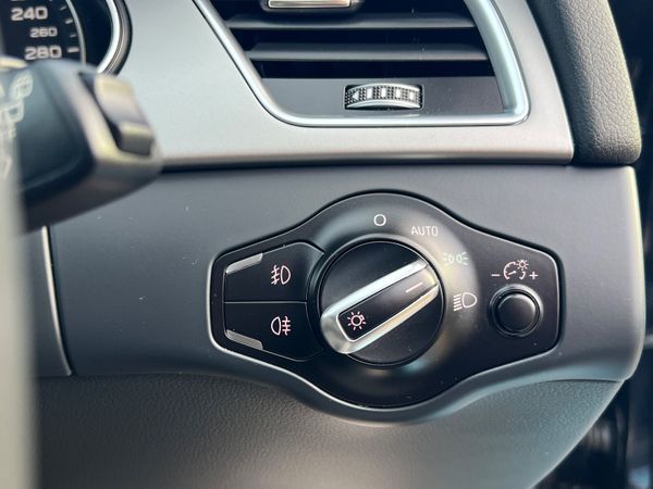 Audi A4 Estate 2.0L Auto 376184656