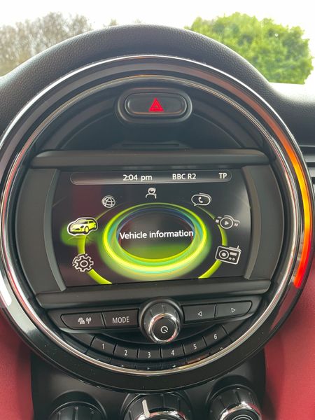 Mini Cooper 2015 376211574