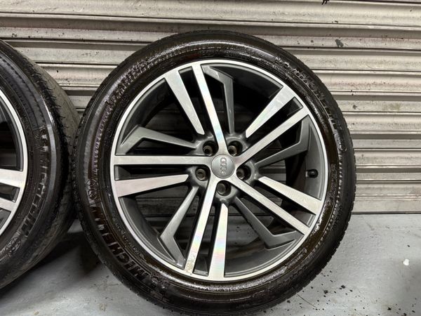 Audi Q5 S-Line Alloys 20” 376388412