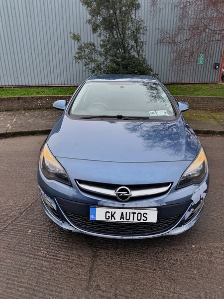 Opel Astra 2014 1.4 petrol NCT&TAX 376502108