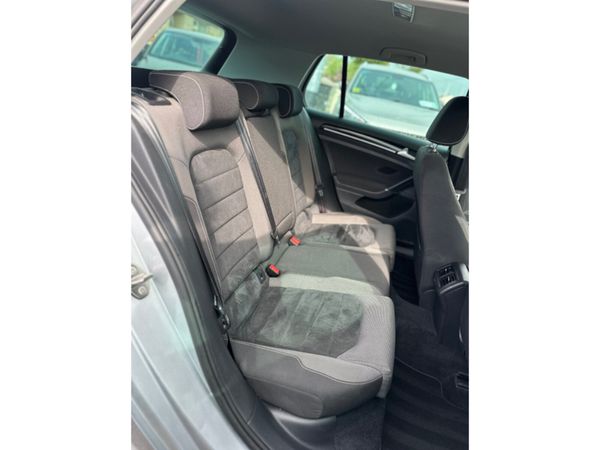 Volkswagen Golf HIGHLINE 1.2 TSI MANUAL 6SPEED FWD 376667238