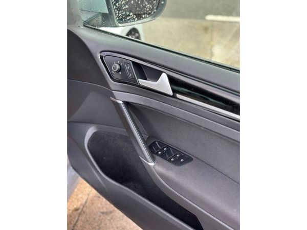 Volkswagen Golf HIGHLINE 1.2 TSI MANUAL 6SPEED FWD 376667243