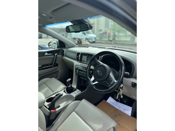 Kia Sportage VERY LOW MILEAGE PLATINUM SAM 5DR 376662997