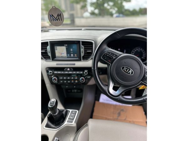 Kia Sportage VERY LOW MILEAGE PLATINUM SAM 5DR 376662991