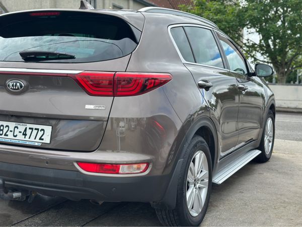 Kia Sportage VERY LOW MILEAGE PLATINUM SAM 5DR 376662992