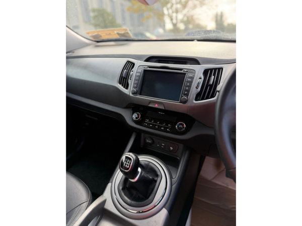 Kia Sportage 4 New Tyres - 1.7 PLATINUM 4DR 376670106