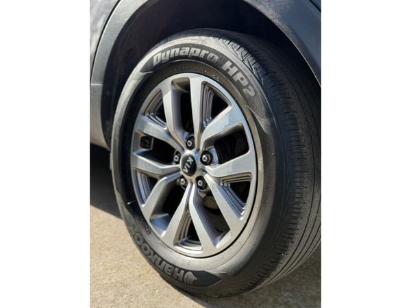 Kia Sportage 4 New Tyres - 1.7 PLATINUM 4DR 376670112
