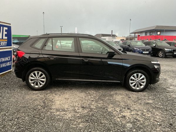 221 SKODA KAMIQ PETROL 1 OWNER LOW KMS 376717086