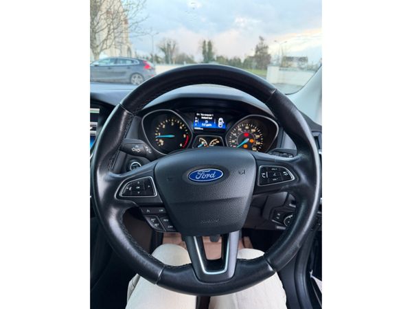 Ford Focus 1.5 TDCI TITANIUM 120PS 6SPEED 5DR 376784370