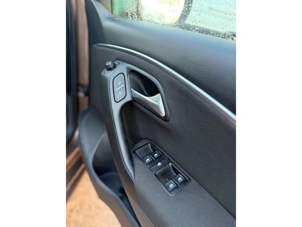 Volkswagen Polo CL 1.0 75HP MANUAL 5SPEED 5DR 376787238