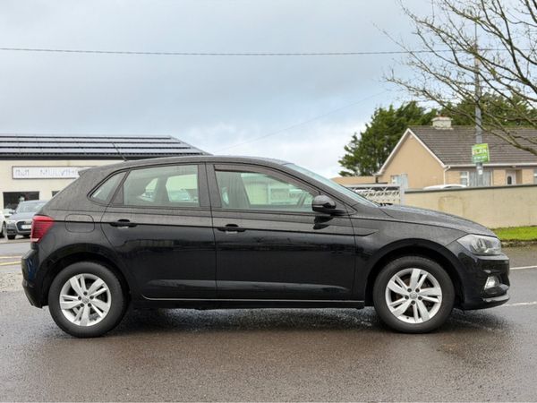 Volkswagen Polo VERY LOW MILEAGE - TRENDLINE 1.0 M 376795913