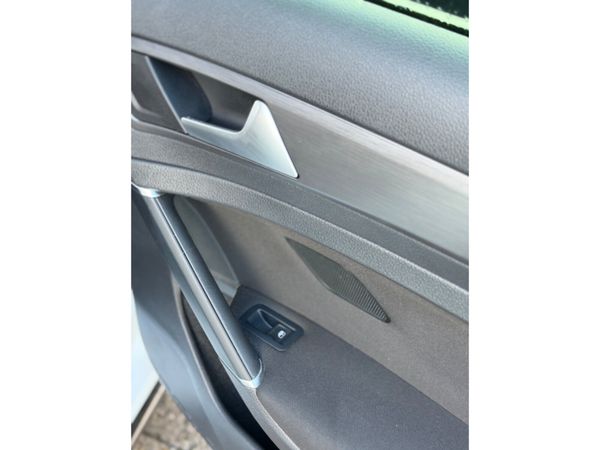 Volkswagen Golf LOW MILEAGE  - 1.6 TDI MATCH 115PS 376797016