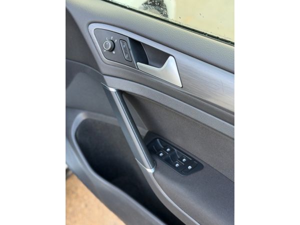 Volkswagen Golf LOW MILEAGE  - 1.6 TDI MATCH 115PS 376797011