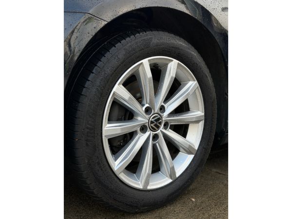 Volkswagen Passat LOW MILEAGE- BUSINESS 2.0 TDI MA 376798439