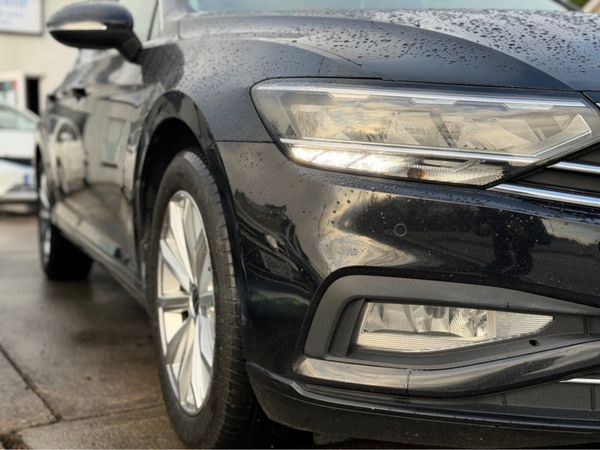 Volkswagen Passat LOW MILEAGE- BUSINESS 2.0 TDI MA 376798441