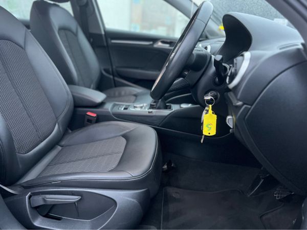 Audi A3 LOW MILEAGE SPORTBACK 1.6 TDI 116 SE 4DR 376800445