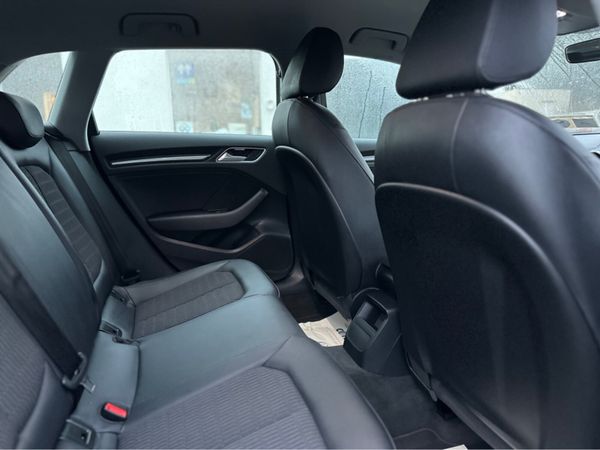 Audi A3 LOW MILEAGE SPORTBACK 1.6 TDI 116 SE 4DR 376800455