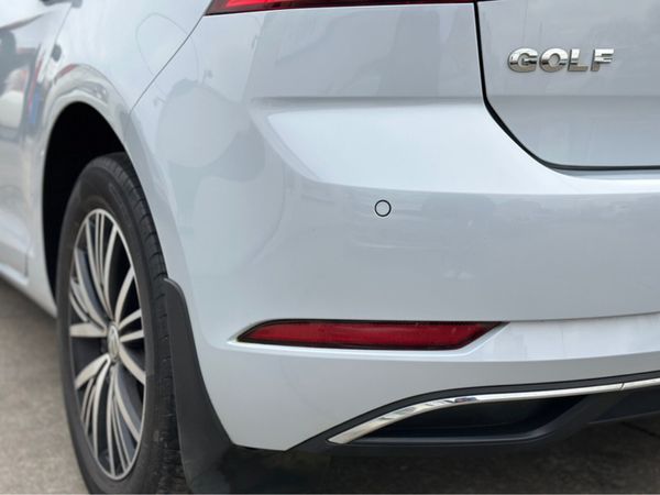 Volkswagen Golf 1.6 TDI SE NAV BLUEMOTION 115PS 5D 376801659