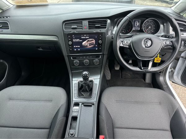 Volkswagen Golf 1.6 TDI SE NAV BLUEMOTION 115PS 5D 376801668