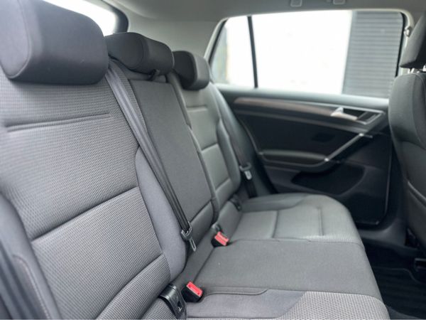 Volkswagen Golf 1.6 TDI SE NAV BLUEMOTION 115PS 5D 376801669