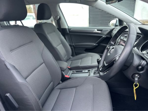 Volkswagen Golf 1.6 TDI SE NAV BLUEMOTION 115PS 5D 376801661