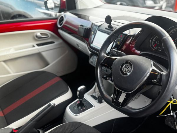 Volkswagen up! Auto - Massive Spec 376915983