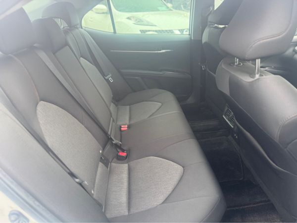 Toyota Camry Hybrid – Pearl White, High Spec, JBL, 376917663