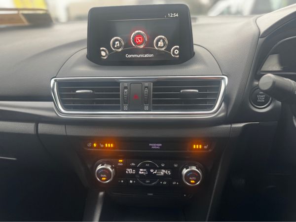 Mazda Mazda3 2.2 D 150PS PLATINUM 4DR 376912115