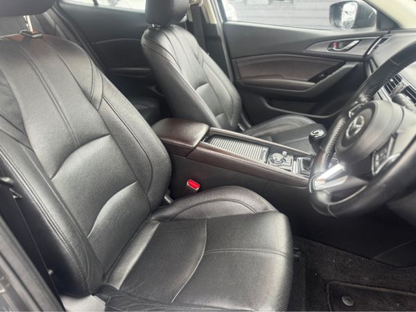 Mazda Mazda3 2.2 D 150PS PLATINUM 4DR 376912118